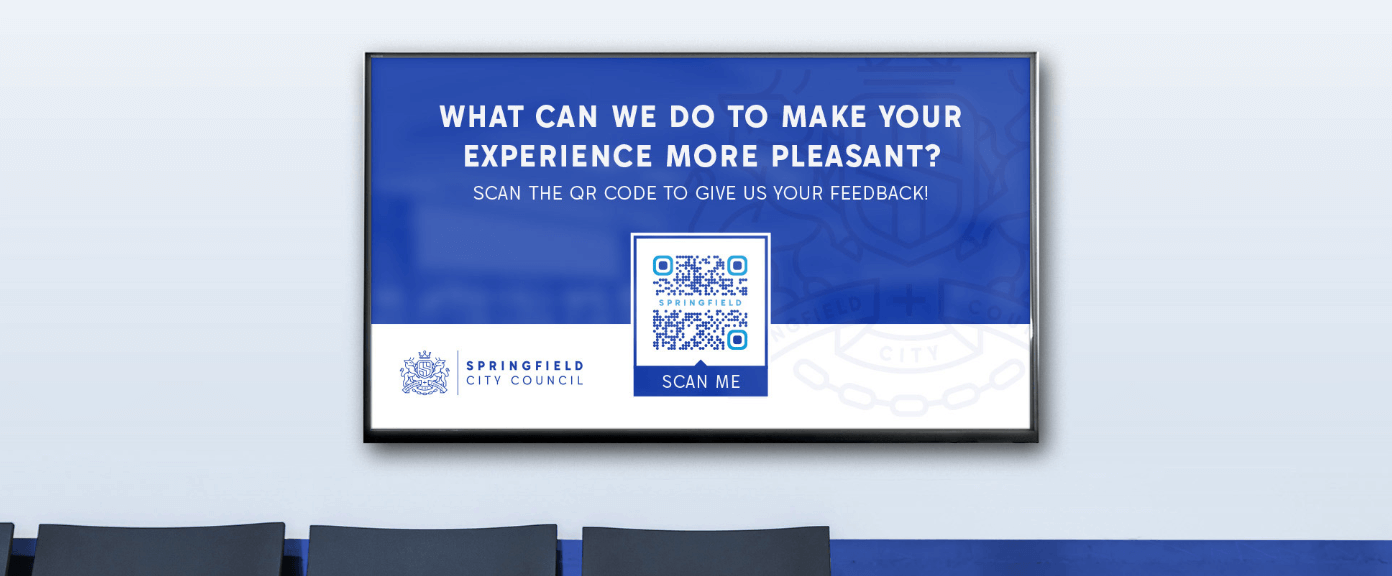 QR Code auf einer digitalen Werbetafel einer öffentlichen Behörde