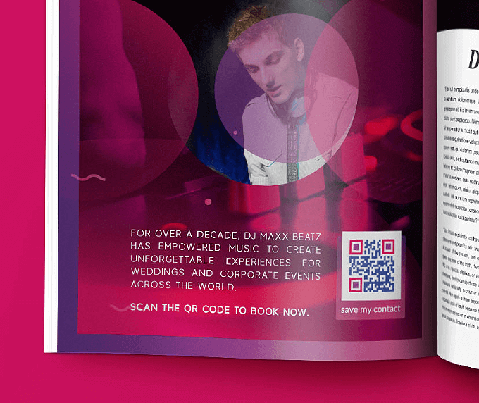 Zeitschriftenanzeige eines Musik-DJs mit einem QR Code, der Kontaktinformationen im vCard-Format verlinkt.